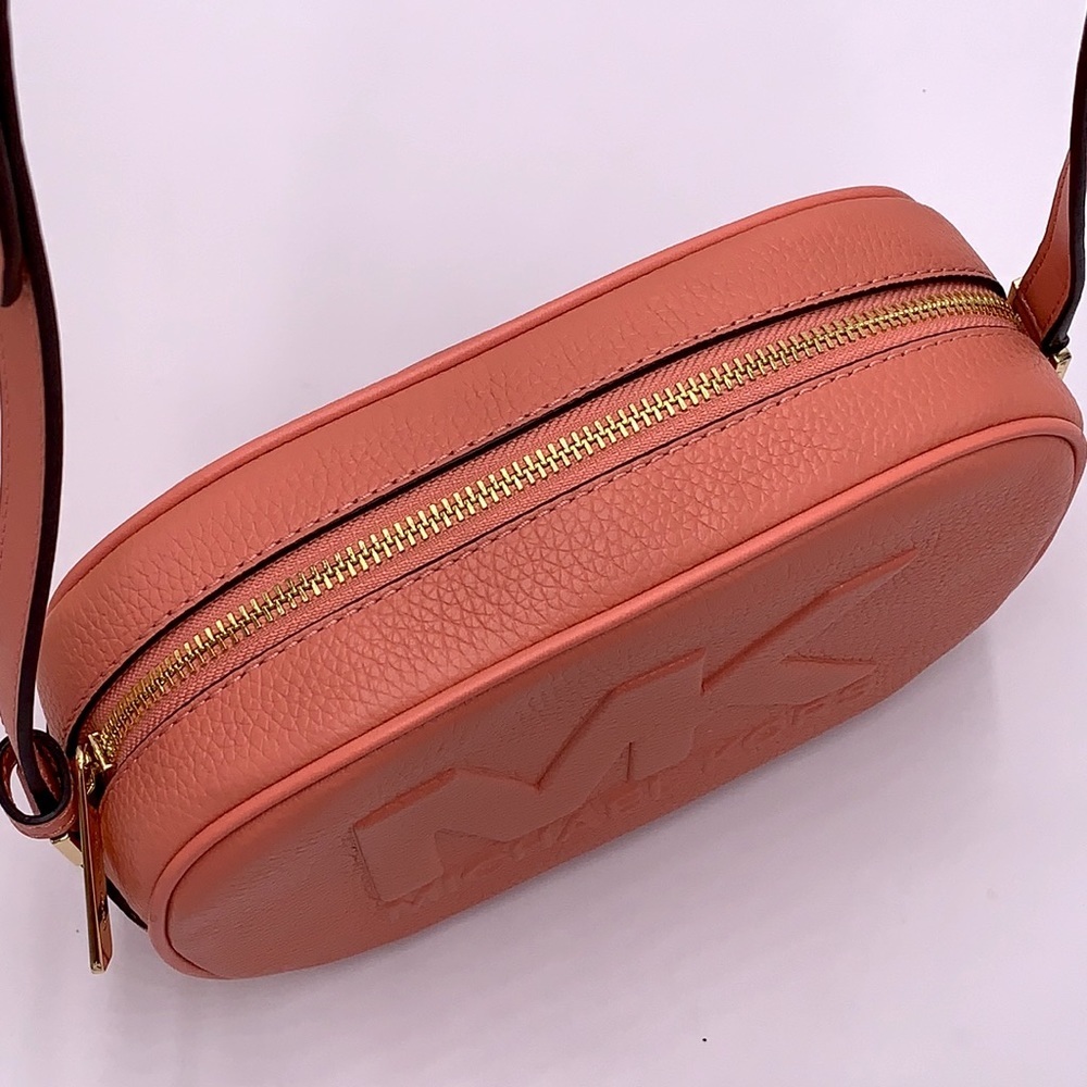 MICHAEL KORS
Jet Set Medium Embossed Pebbled Leather Crossbody Bag Sherbert - Picture 9 of 16